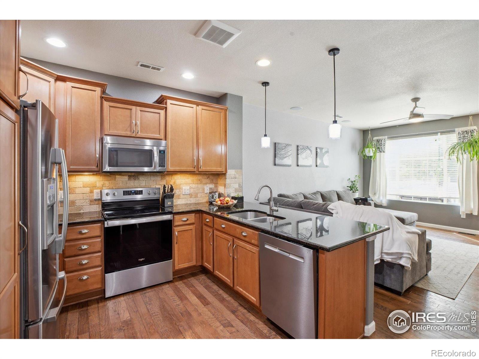 MLS Image #11 for 16031 w 63rd lane,arvada, Colorado