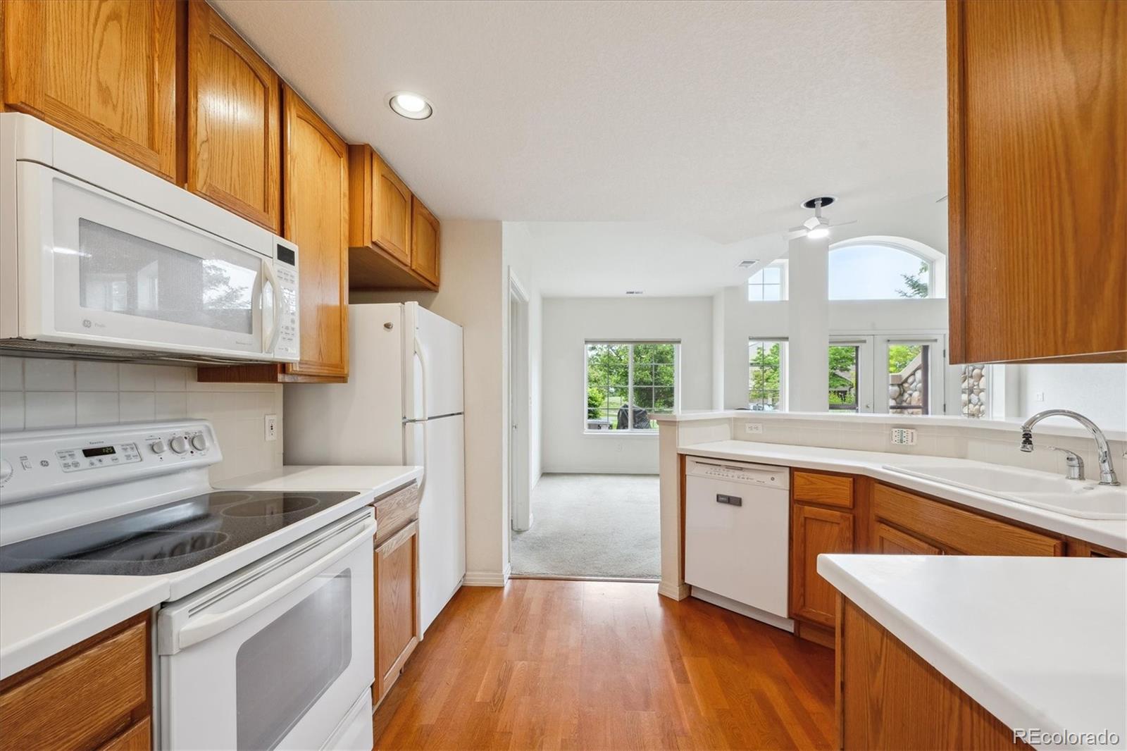 MLS Image #10 for 10725  eliot circle,denver, Colorado