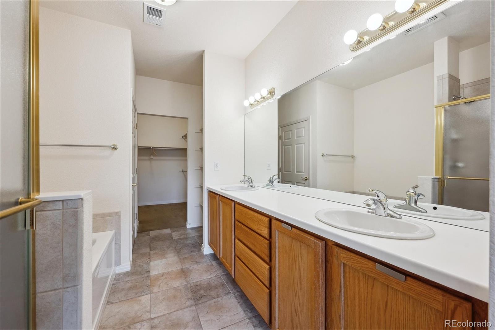 MLS Image #16 for 10725  eliot circle,denver, Colorado