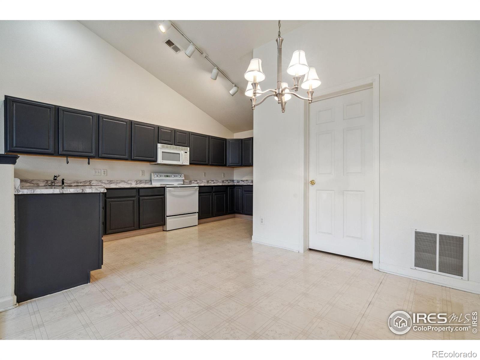 MLS Image #4 for 5151  29th street,greeley, Colorado