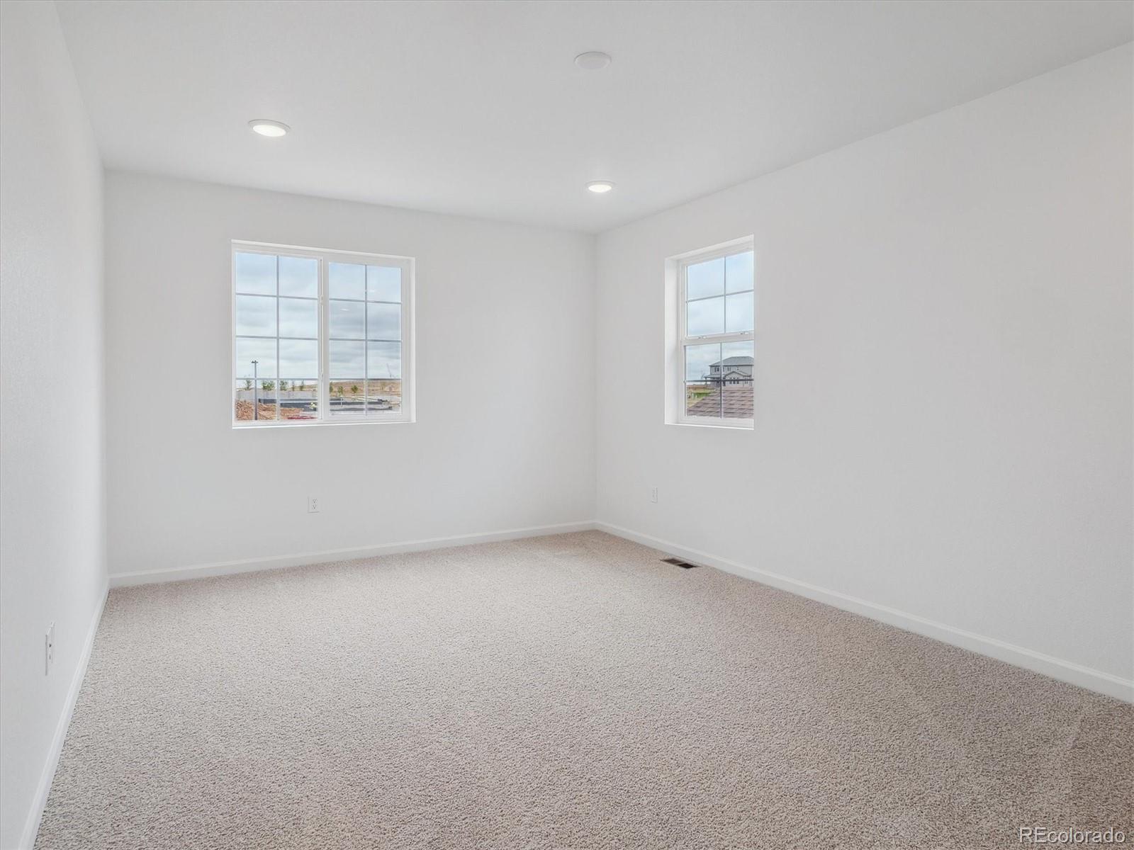 MLS Image #17 for 24777 e 40th avenue,aurora, Colorado