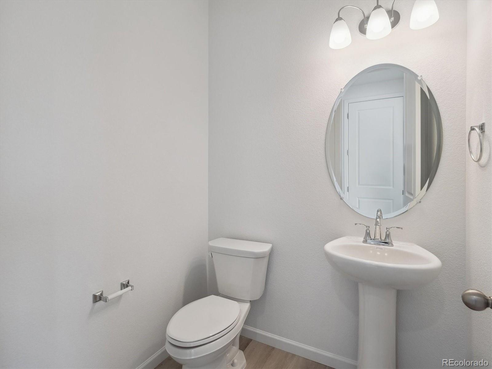MLS Image #3 for 24777 e 40th avenue,aurora, Colorado