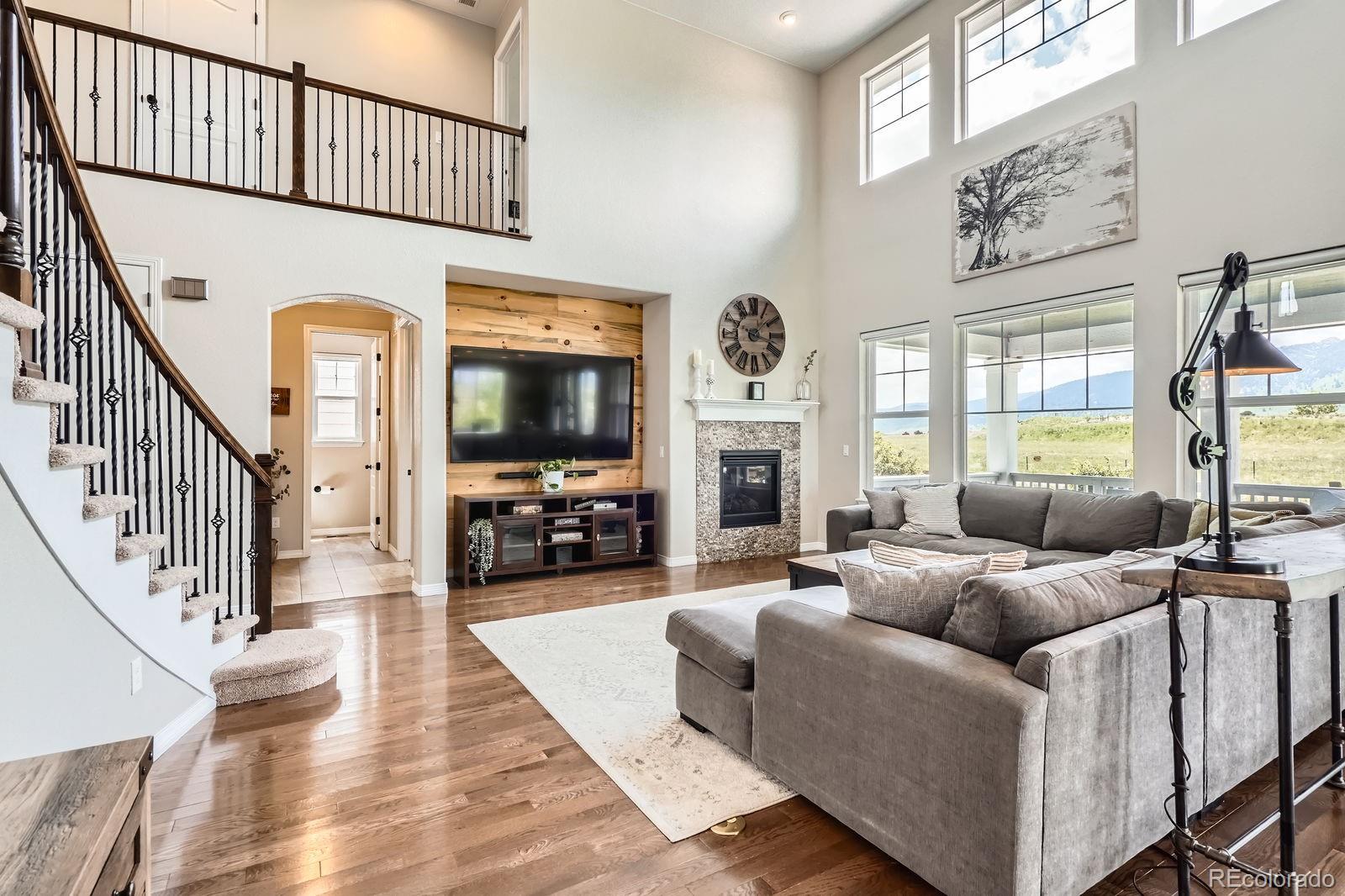 MLS Image #5 for 9527  iron mountain way,arvada, Colorado