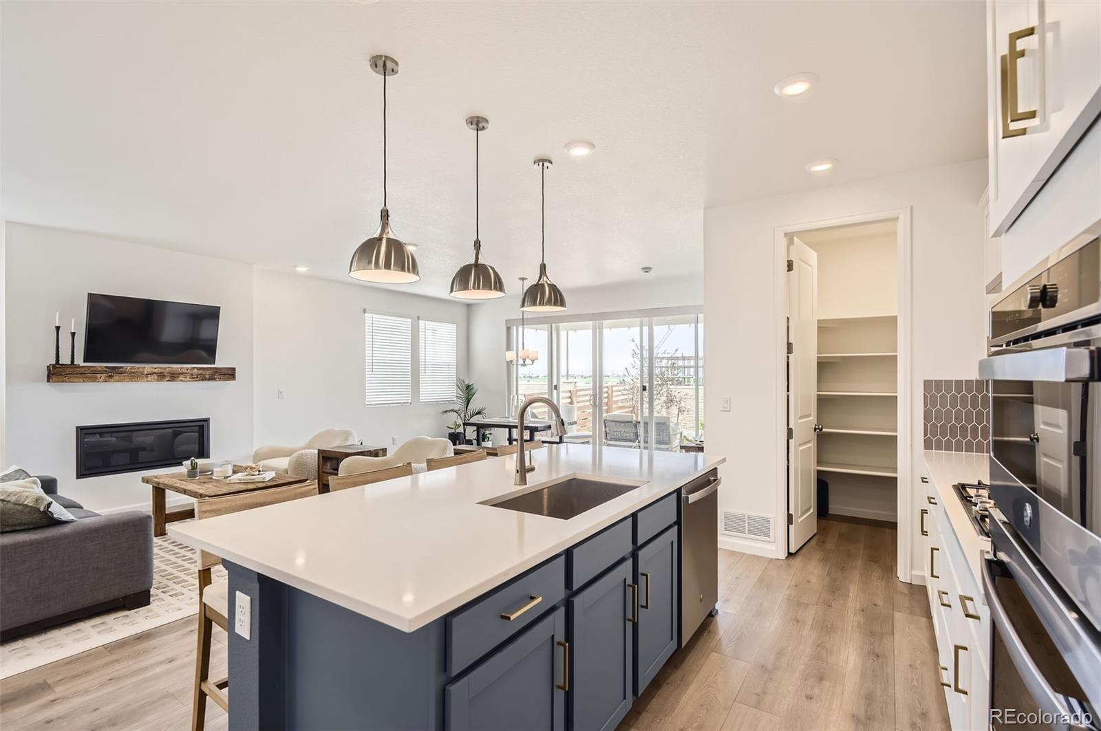 MLS Image #10 for 3461 n buchanan way,aurora, Colorado