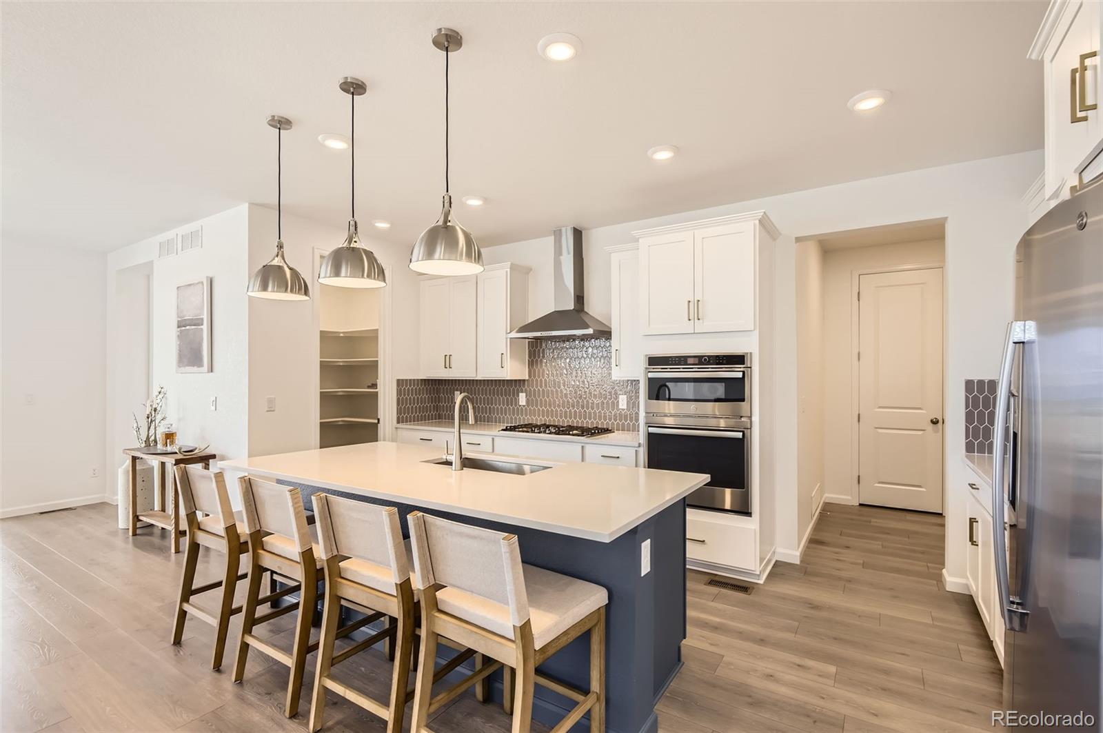 MLS Image #6 for 3461 n buchanan way,aurora, Colorado