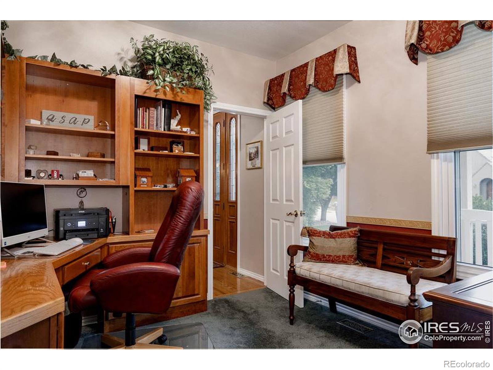 MLS Image #14 for 957  logan court,loveland, Colorado