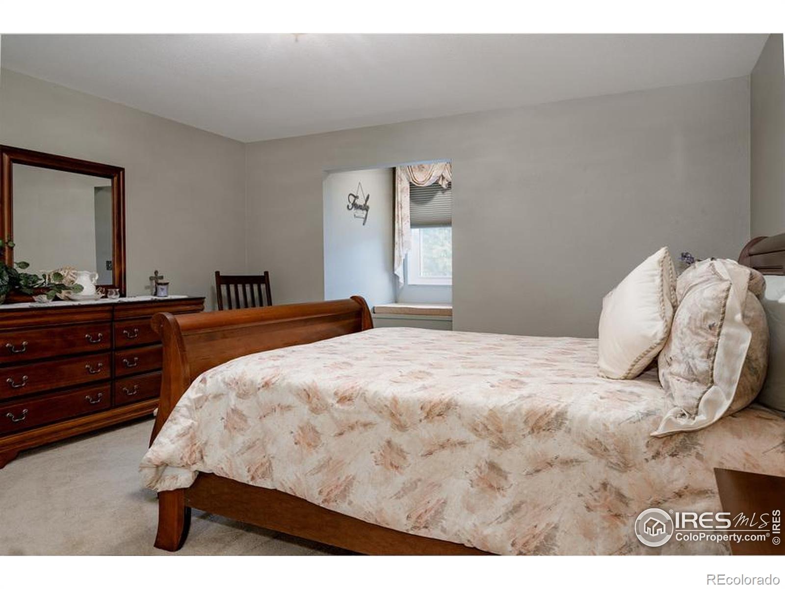 MLS Image #16 for 957  logan court,loveland, Colorado
