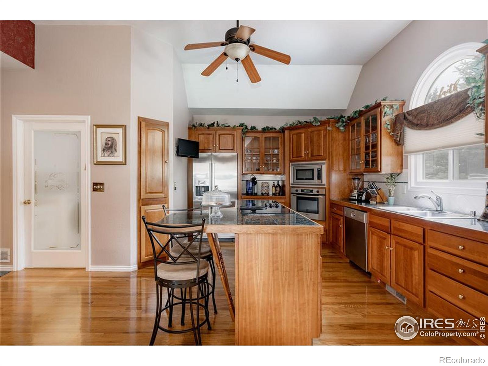 MLS Image #8 for 957  logan court,loveland, Colorado