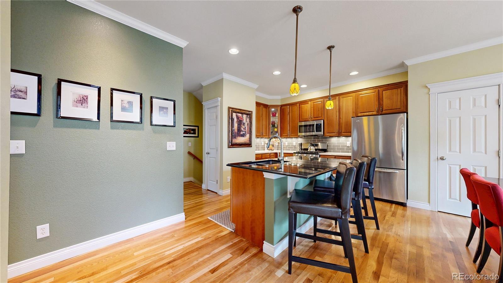 MLS Image #12 for 2334  yosemite street,denver, Colorado