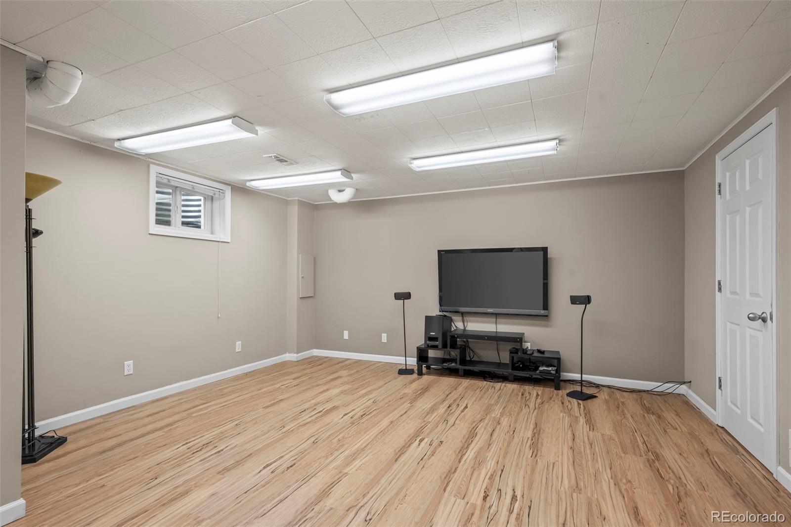 MLS Image #36 for 7409  mount meeker road,longmont, Colorado