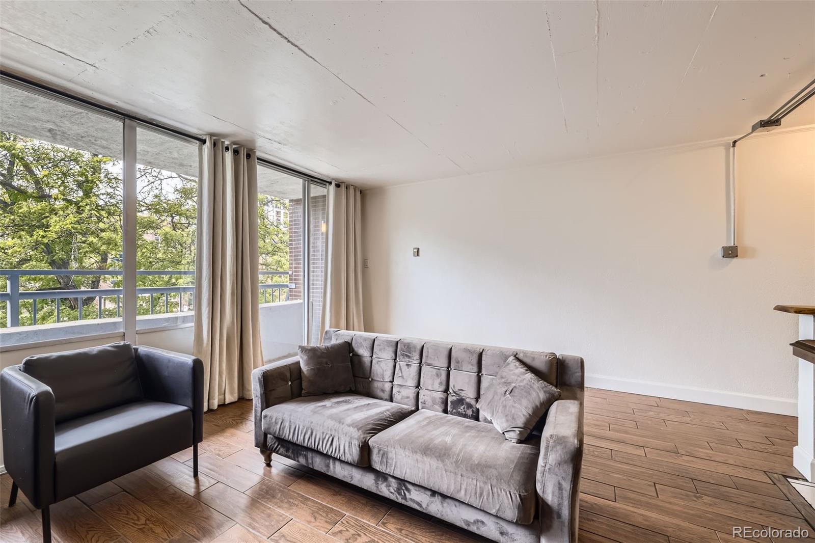 MLS Image #11 for 830 n sherman street,denver, Colorado