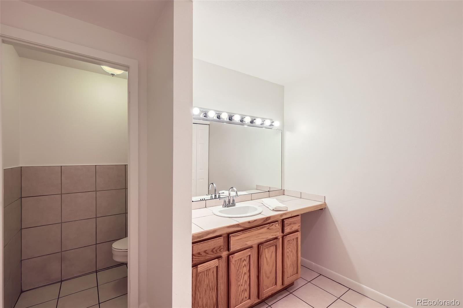 MLS Image #14 for 830 n sherman street,denver, Colorado