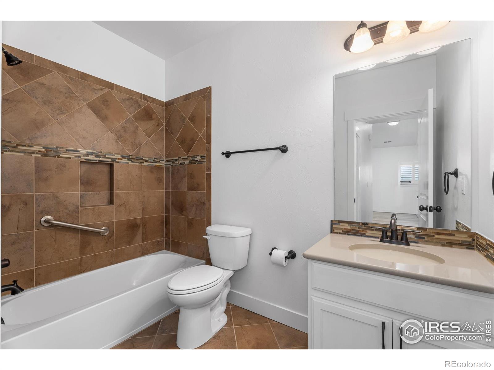 MLS Image #25 for 5020  cinquefoil lane,fort collins, Colorado