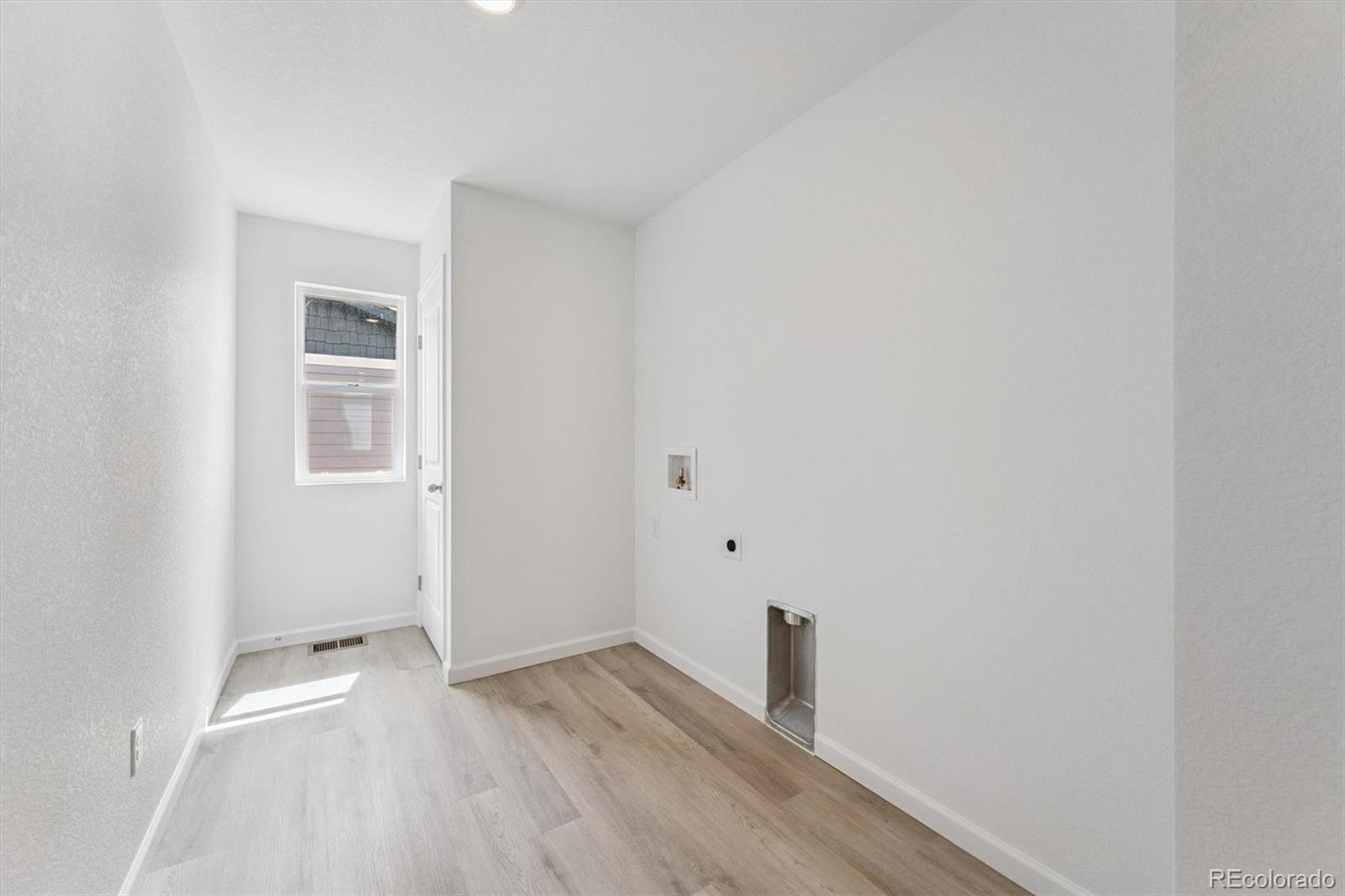MLS Image #15 for 45915  wood thrush avenue,bennett, Colorado