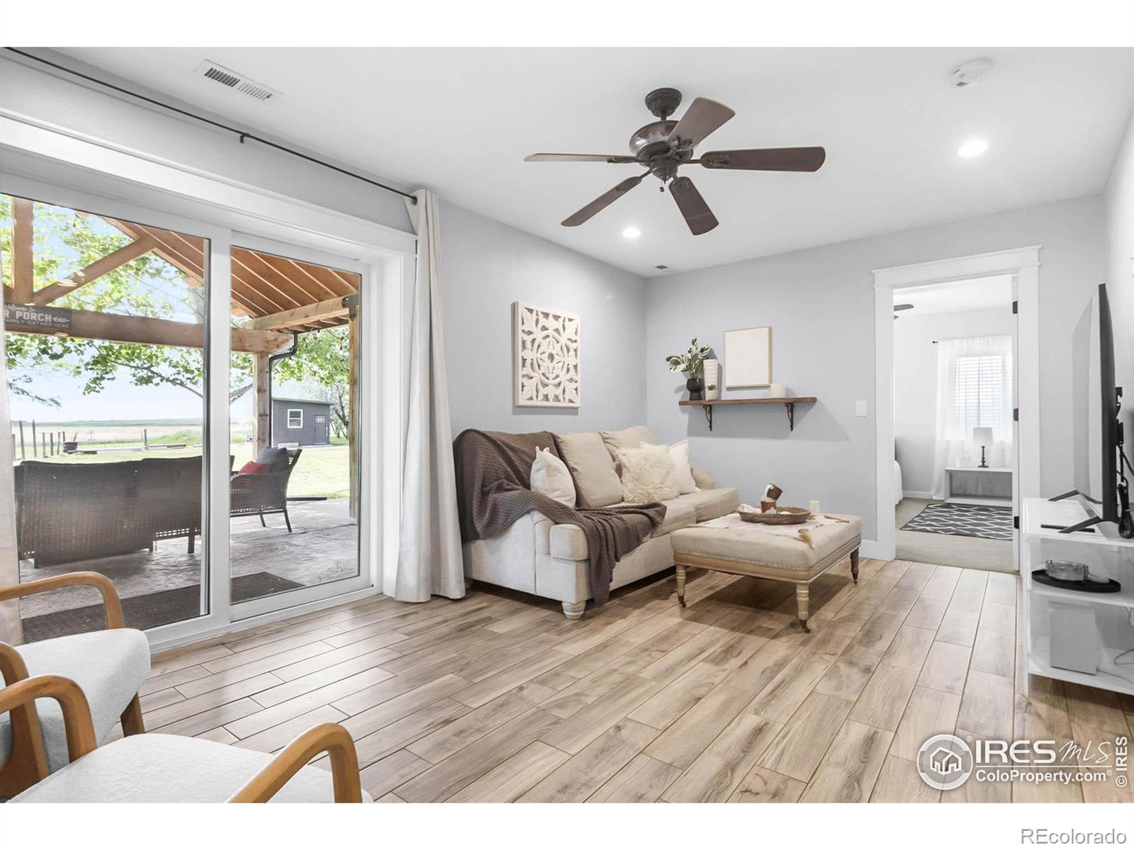 MLS Image #7 for 9139  county road 54 ,milliken, Colorado