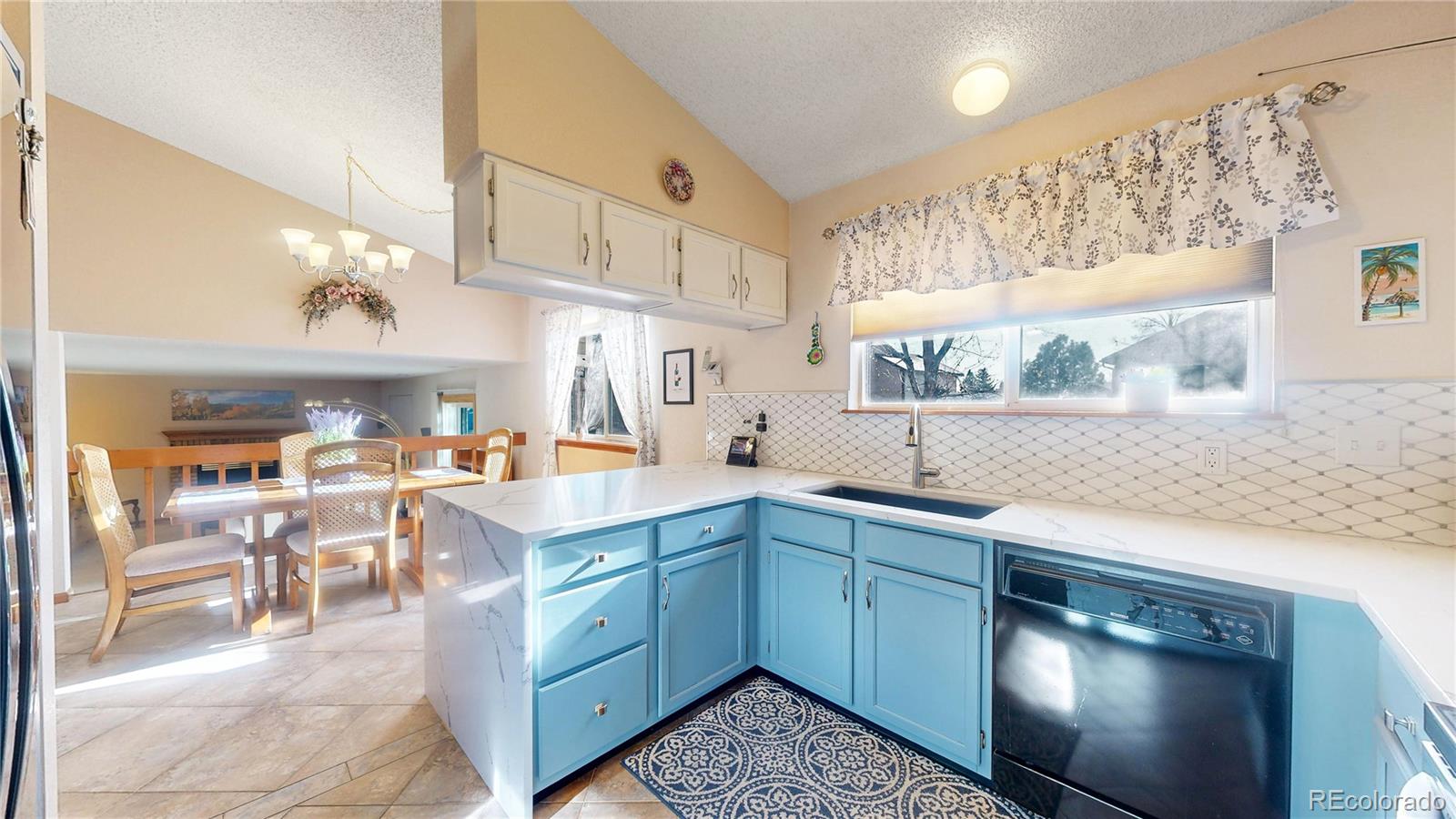 MLS Image #4 for 17588 e dickenson place,aurora, Colorado