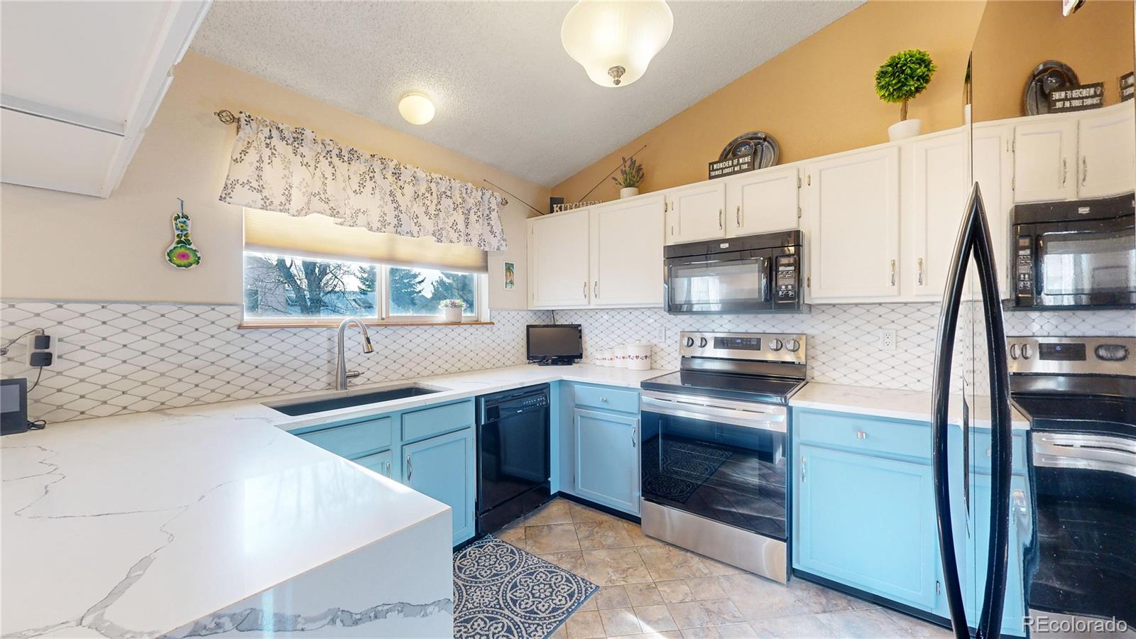 MLS Image #6 for 17588 e dickenson place,aurora, Colorado