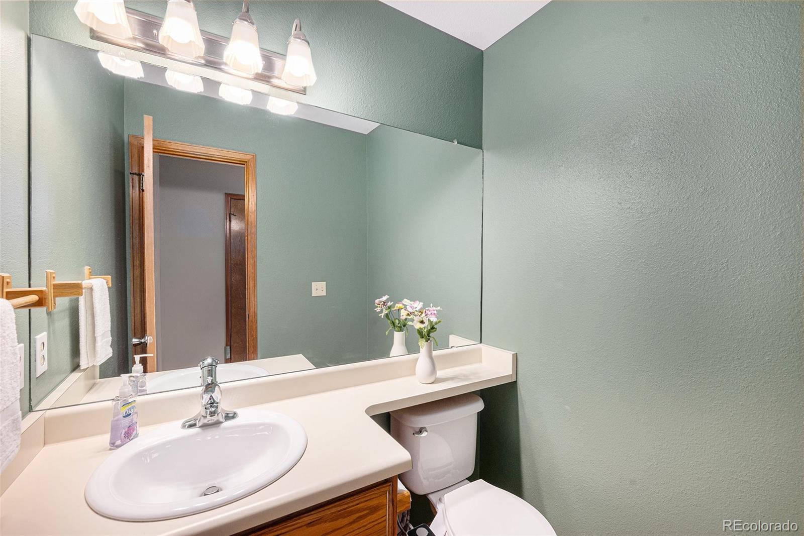 MLS Image #8 for 8753 w cornell avenue,denver, Colorado