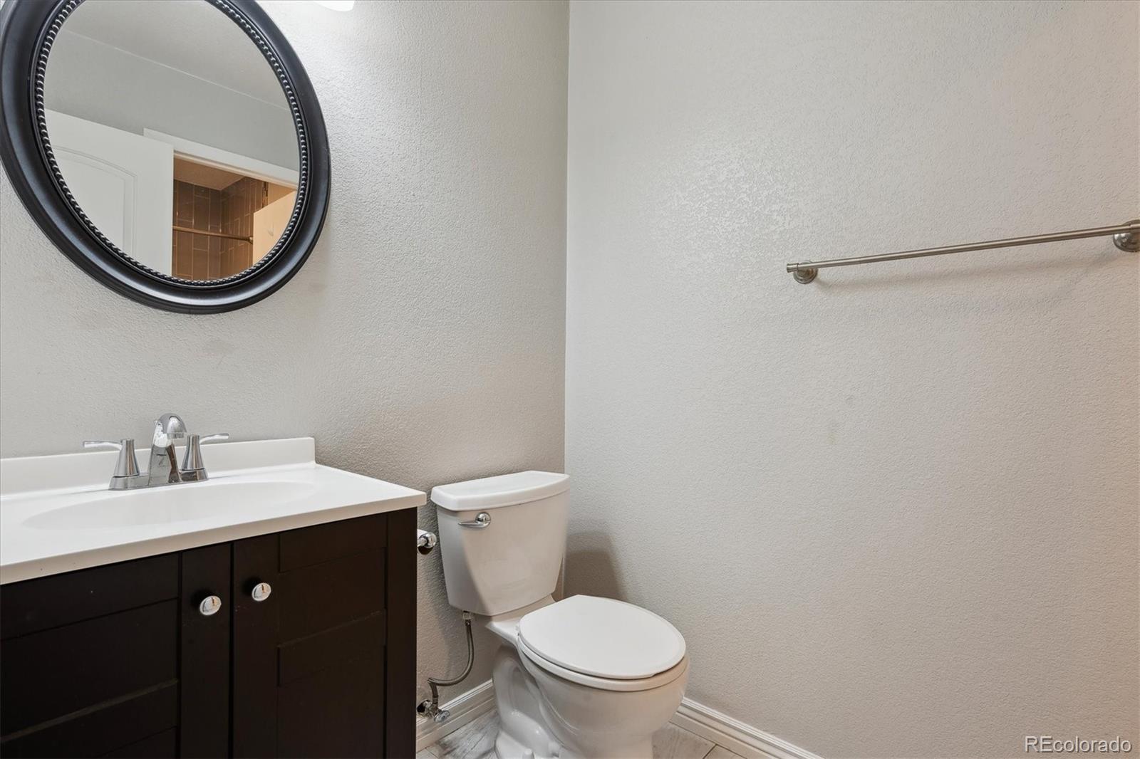 MLS Image #10 for 15440 e oberlin place,aurora, Colorado