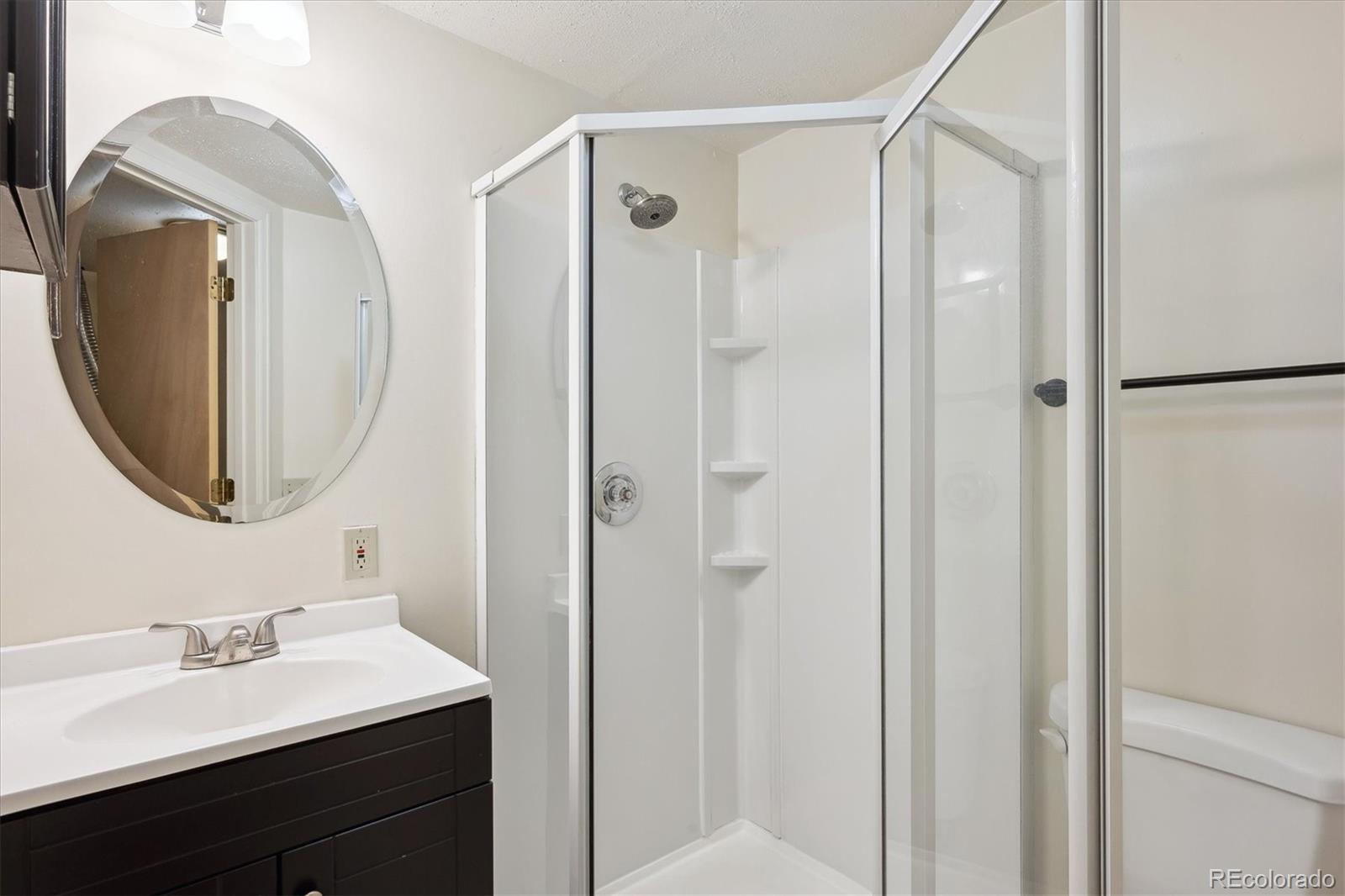 MLS Image #18 for 15440 e oberlin place,aurora, Colorado