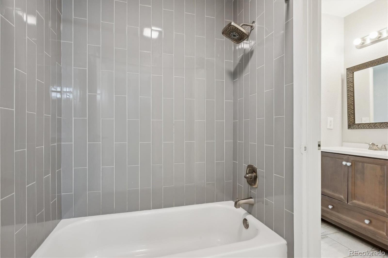 MLS Image #9 for 15440 e oberlin place,aurora, Colorado