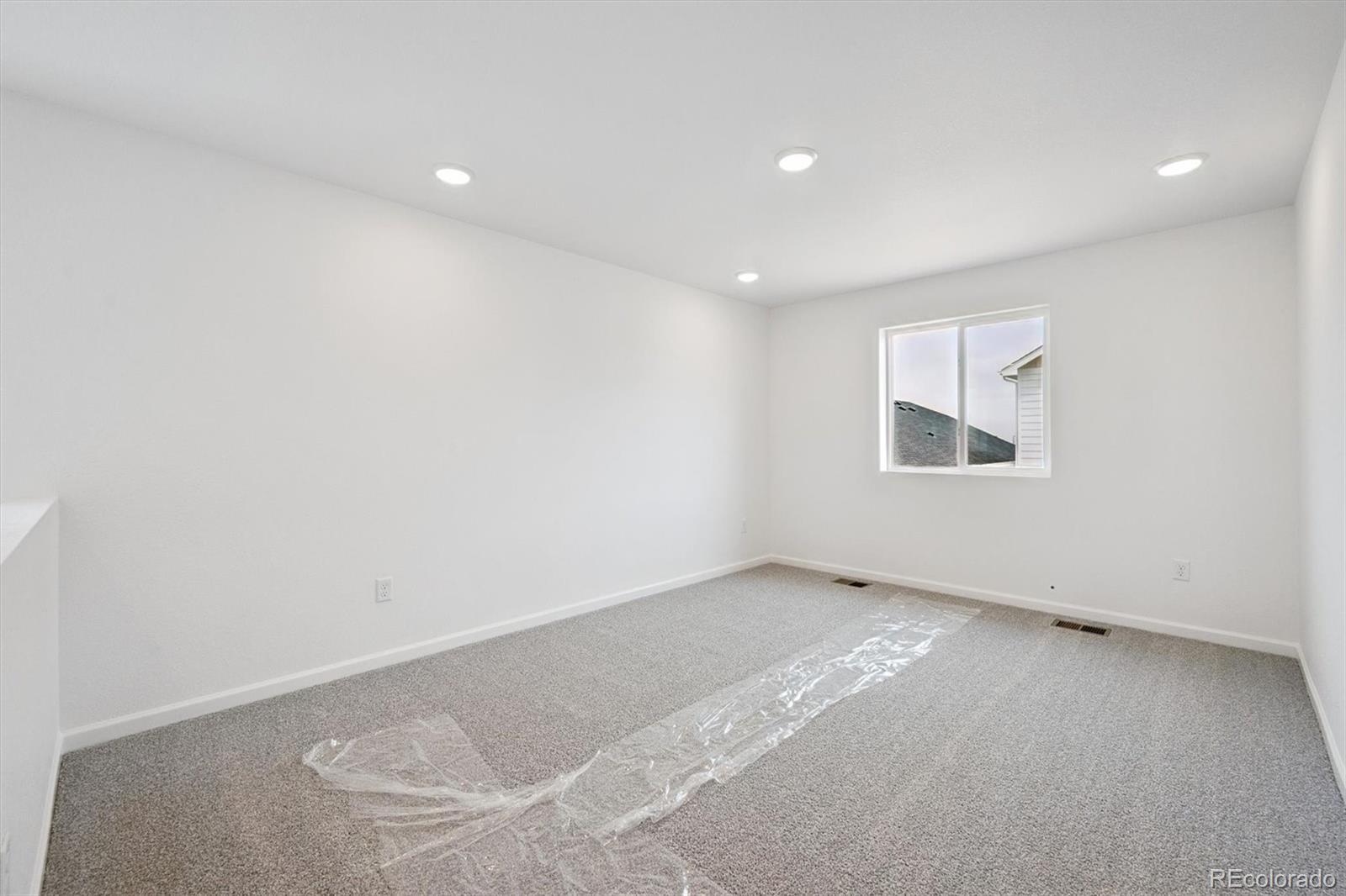 MLS Image #10 for 45921  wood thrush avenue,bennett, Colorado