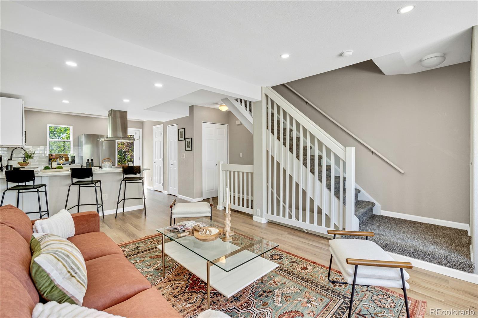 MLS Image #3 for 6382 w byers place ,lakewood, Colorado