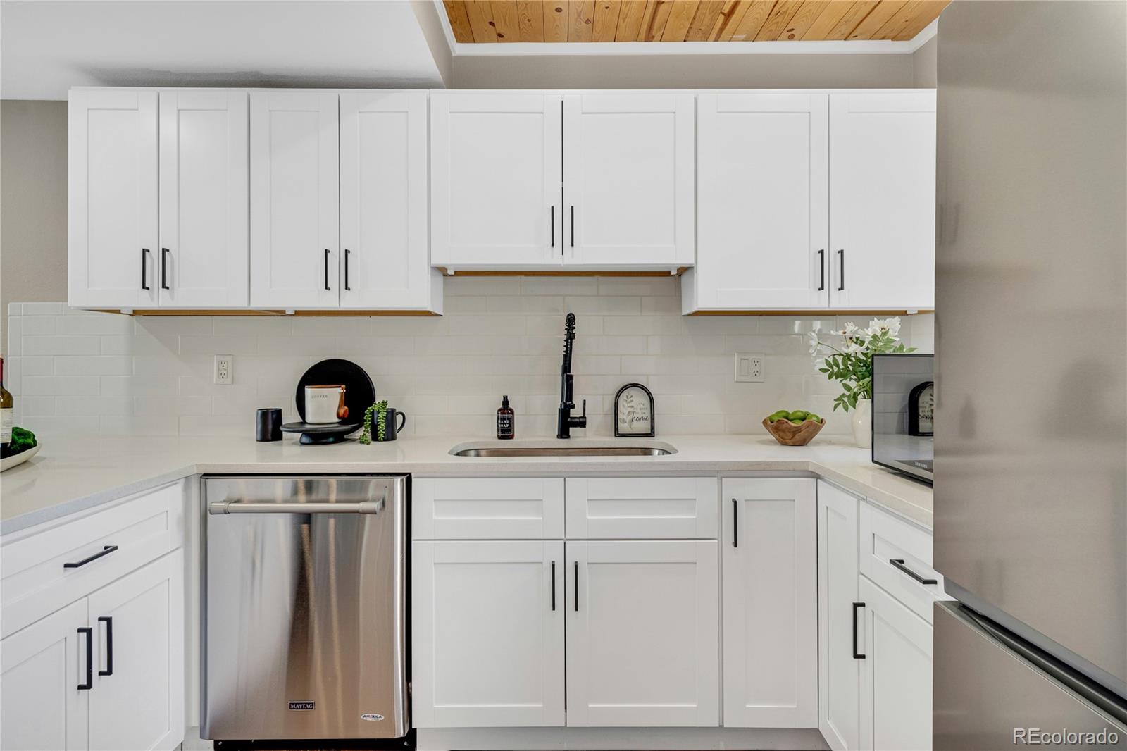 MLS Image #9 for 6382 w byers place ,lakewood, Colorado
