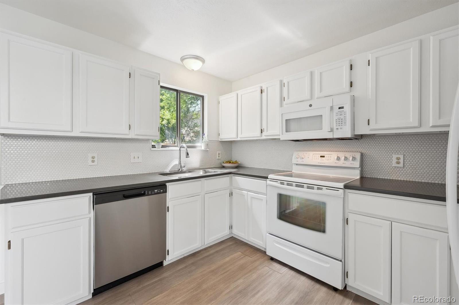 MLS Image #13 for 15942 e rice place,aurora, Colorado