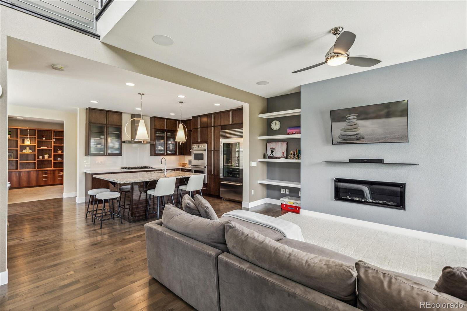 MLS Image #5 for 9244 e 37th avenue,denver, Colorado