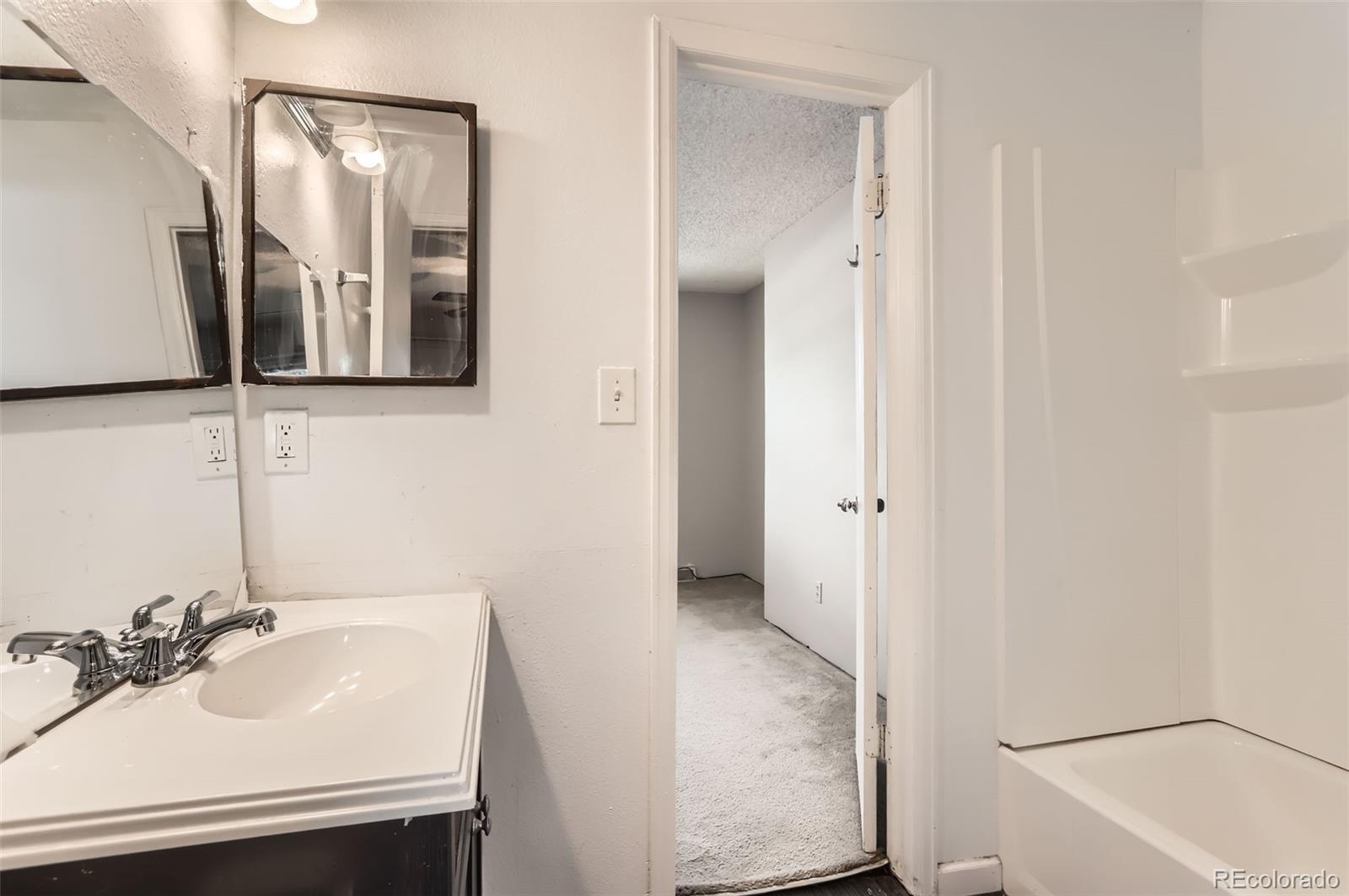 MLS Image #7 for 3659 w union avenue,denver, Colorado