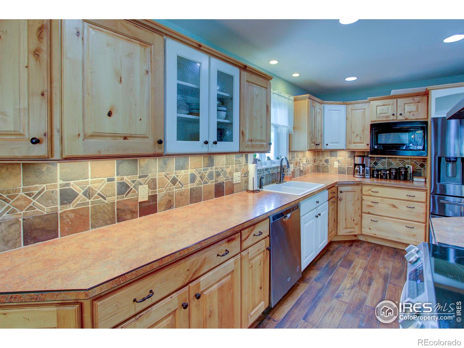 MLS Image #6 for 204  35th street,loveland, Colorado