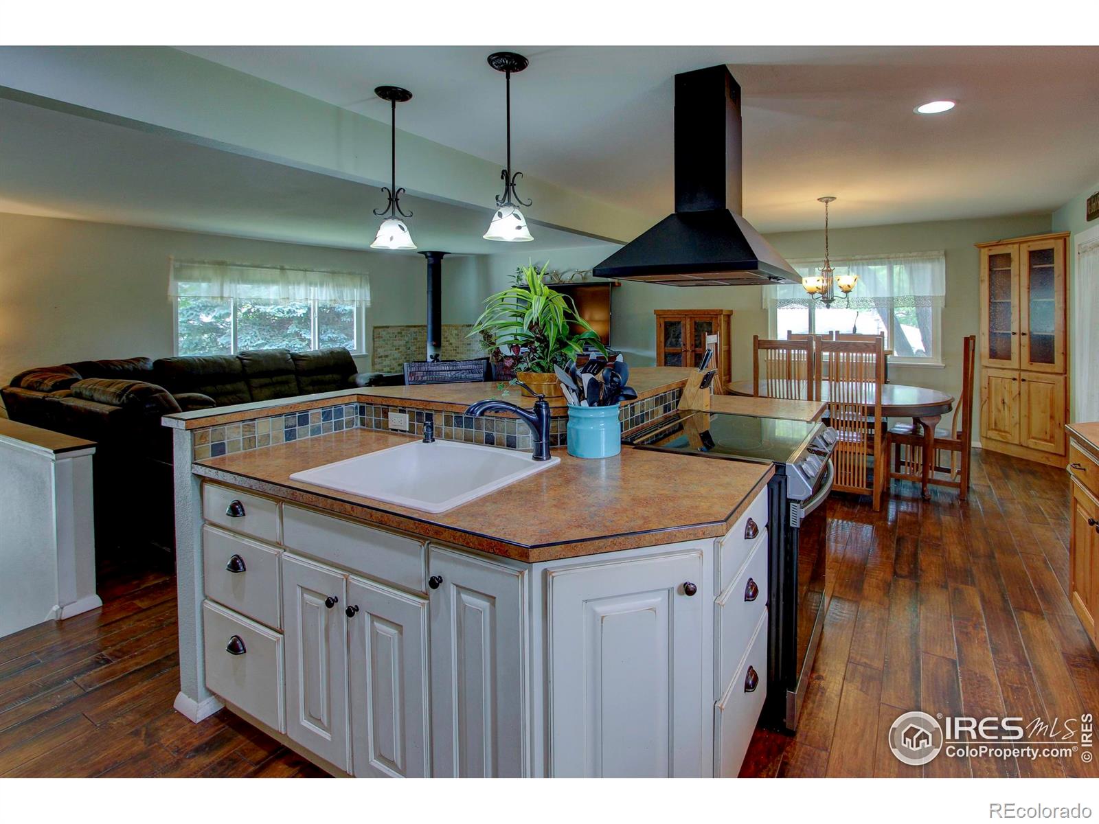 MLS Image #7 for 204  35th street,loveland, Colorado