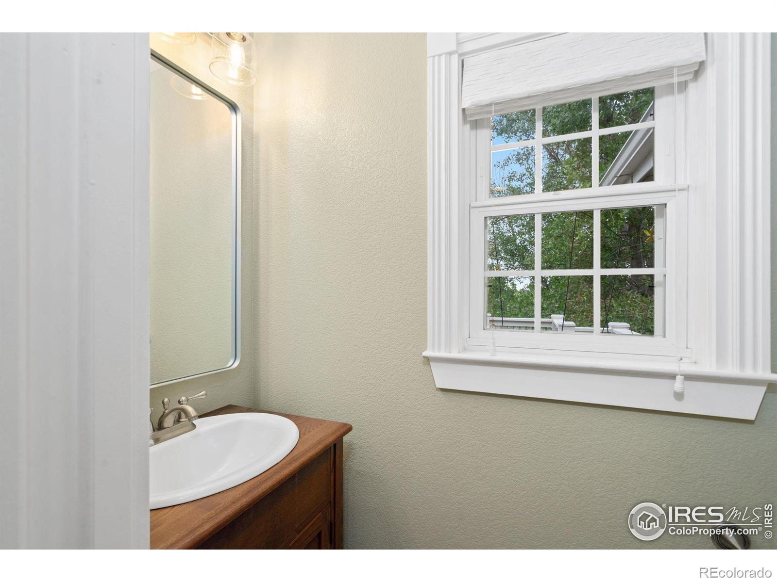 MLS Image #21 for 1926  crested butte court,loveland, Colorado