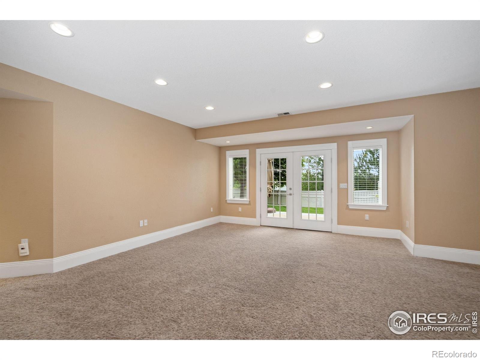 MLS Image #22 for 1926  crested butte court,loveland, Colorado