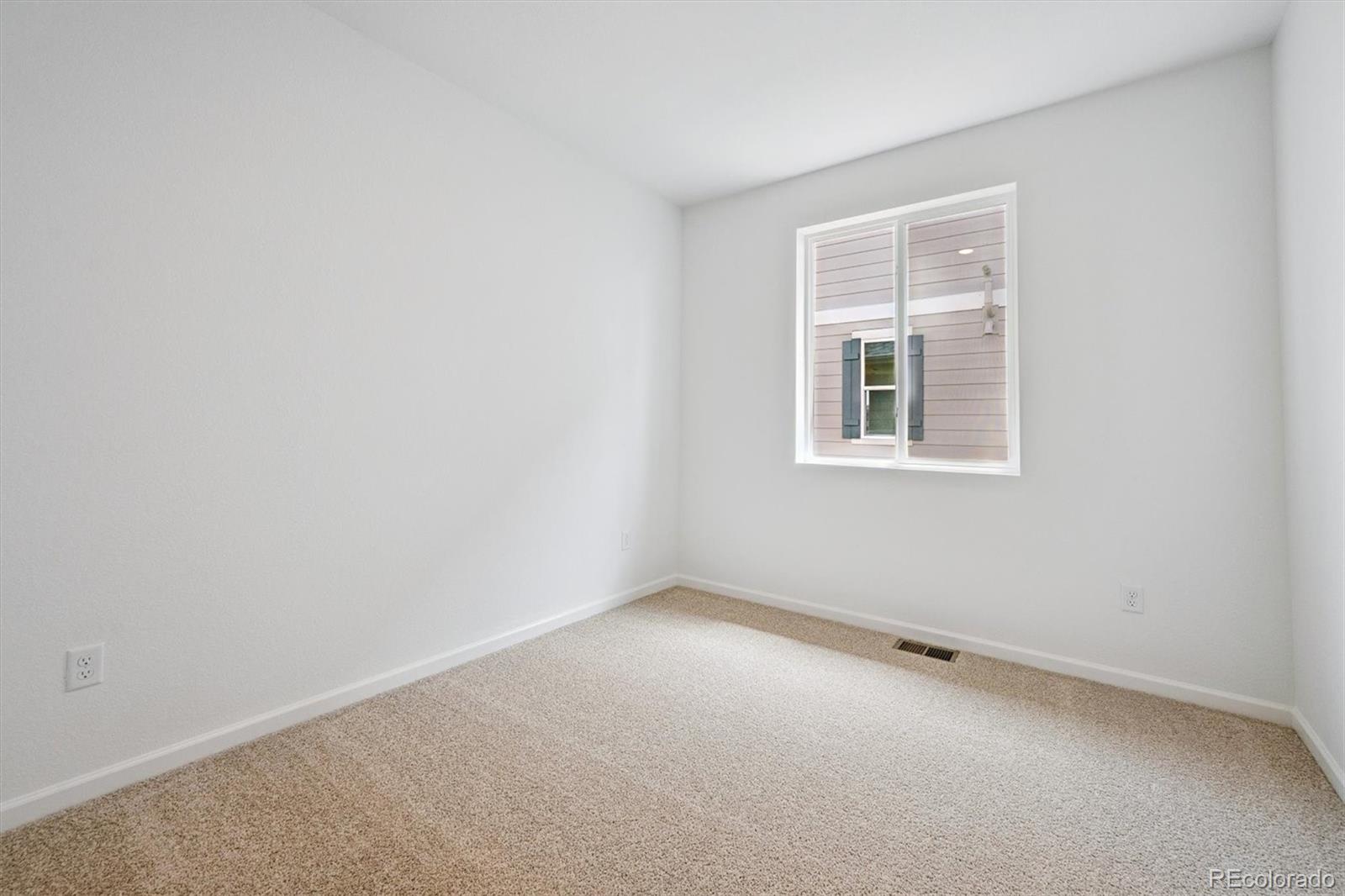 MLS Image #12 for 45933  wood thrush avenue,bennett, Colorado