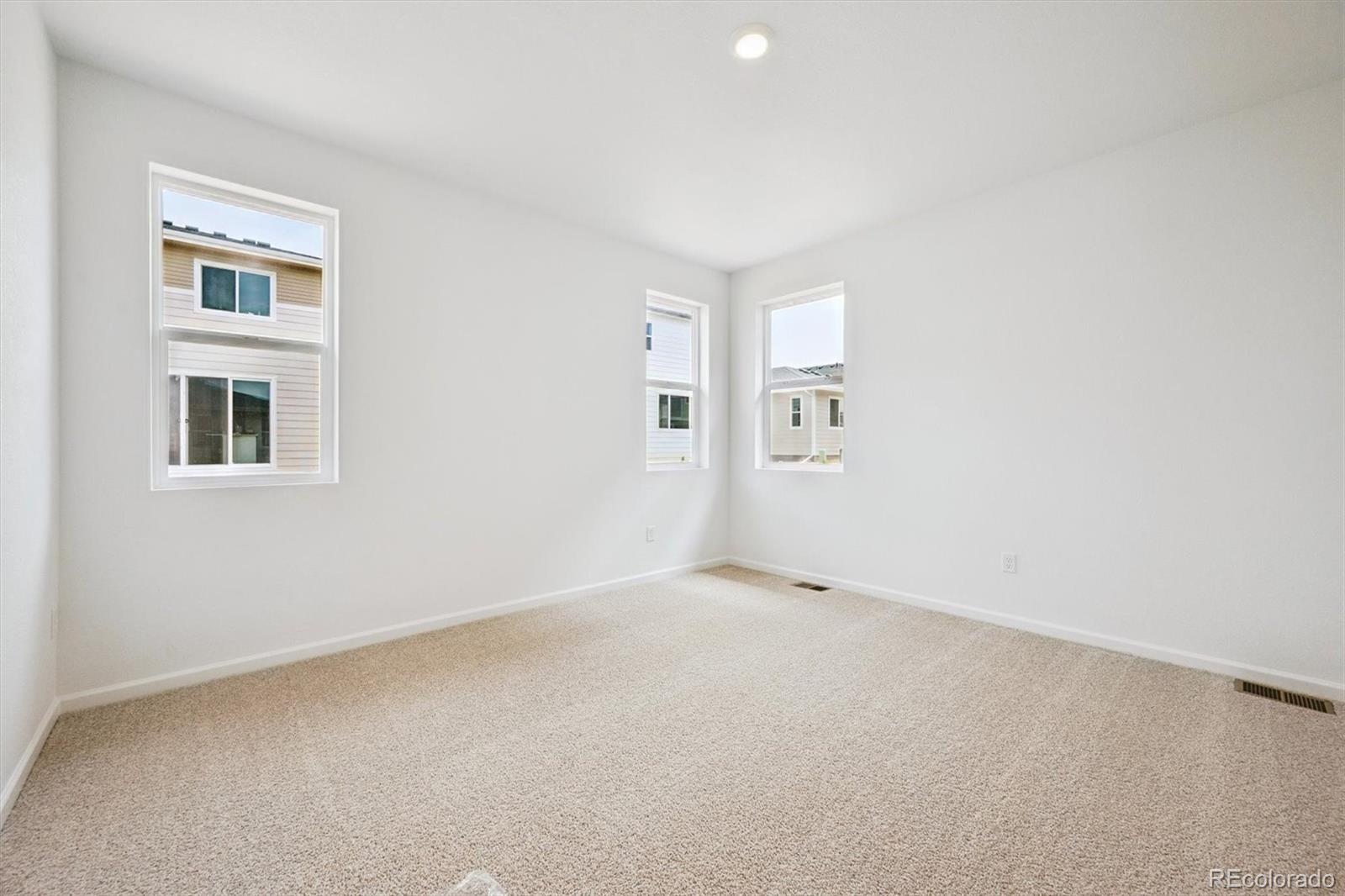 MLS Image #14 for 45933  wood thrush avenue,bennett, Colorado