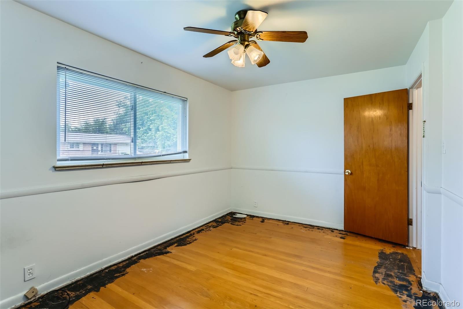 MLS Image #13 for 7995  robin lane,denver, Colorado