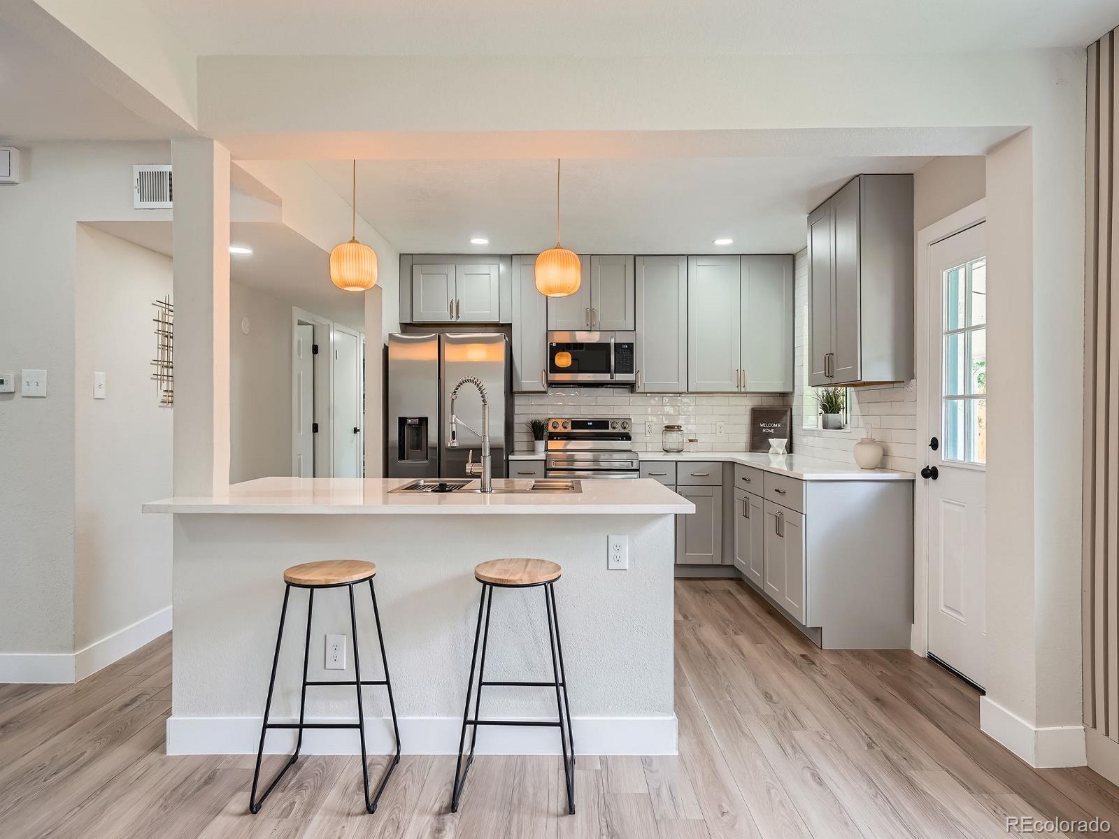 MLS Image #10 for 1245  troy street,aurora, Colorado