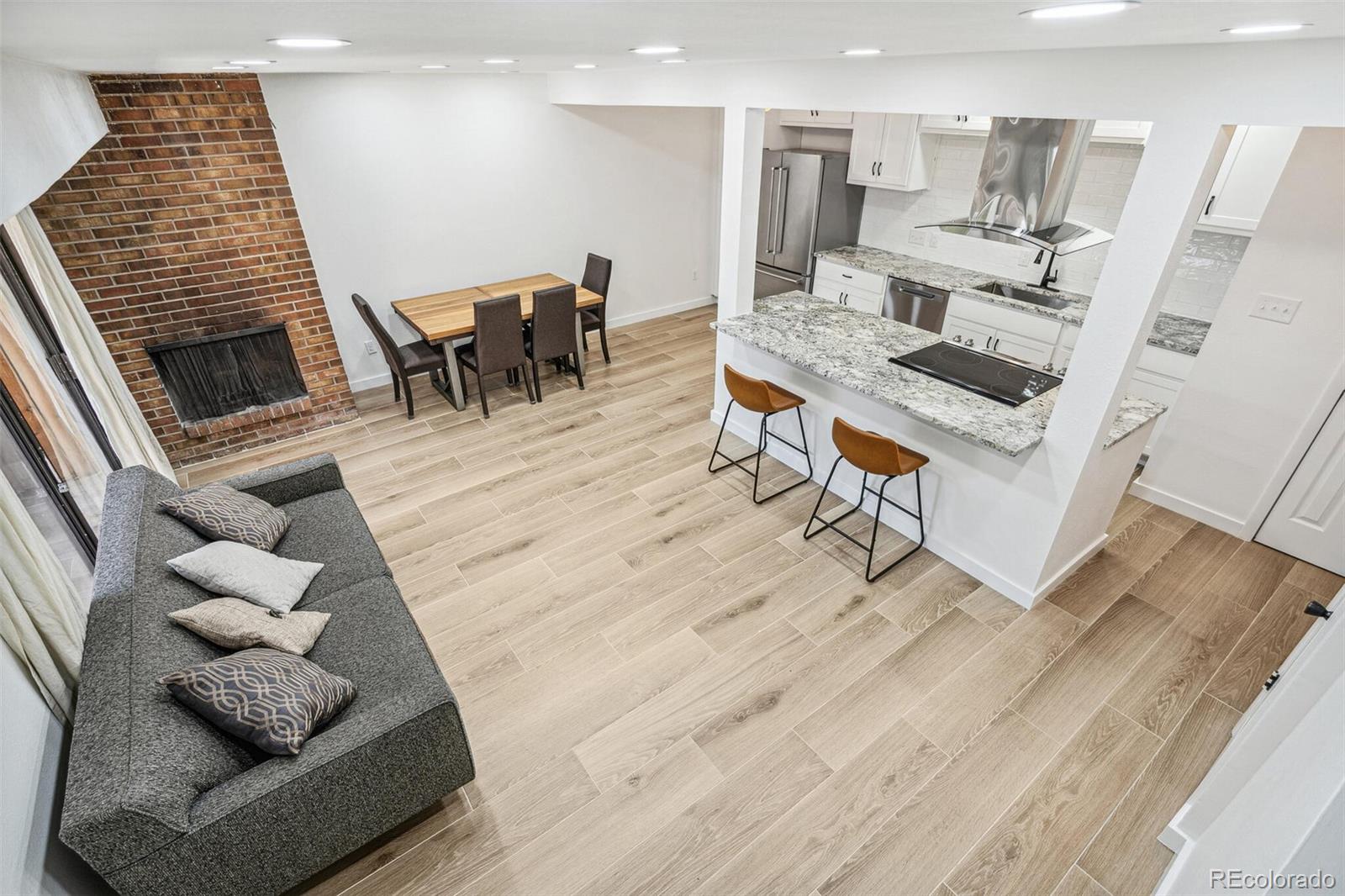 MLS Image #17 for 7995 e mississippi avenue,denver, Colorado