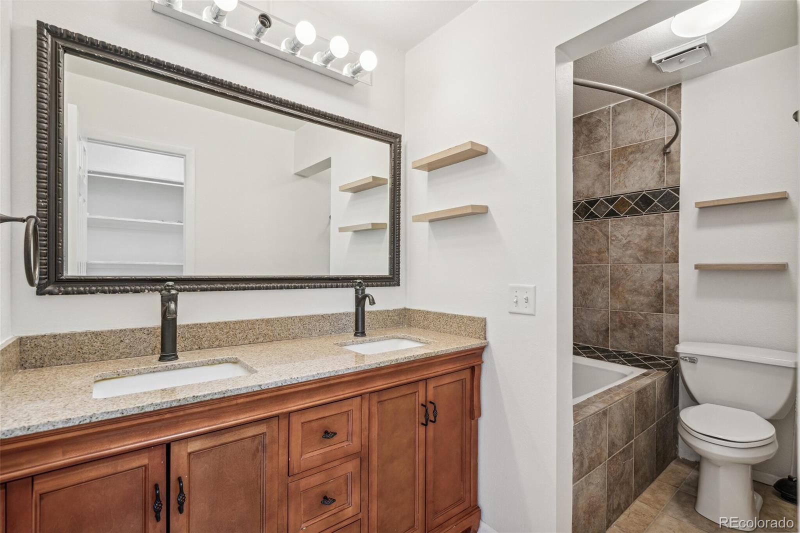 MLS Image #21 for 7995 e mississippi avenue,denver, Colorado