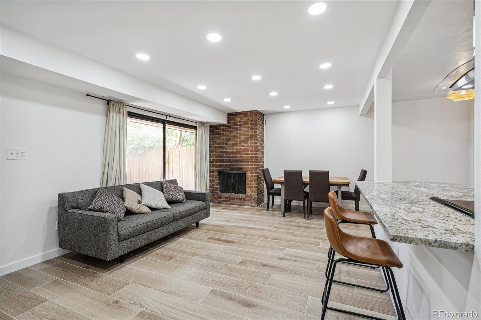 MLS Image #5 for 7995 e mississippi avenue,denver, Colorado