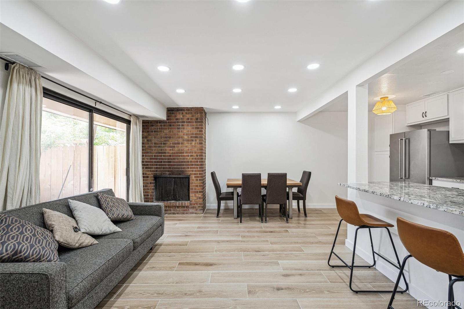 MLS Image #6 for 7995 e mississippi avenue,denver, Colorado
