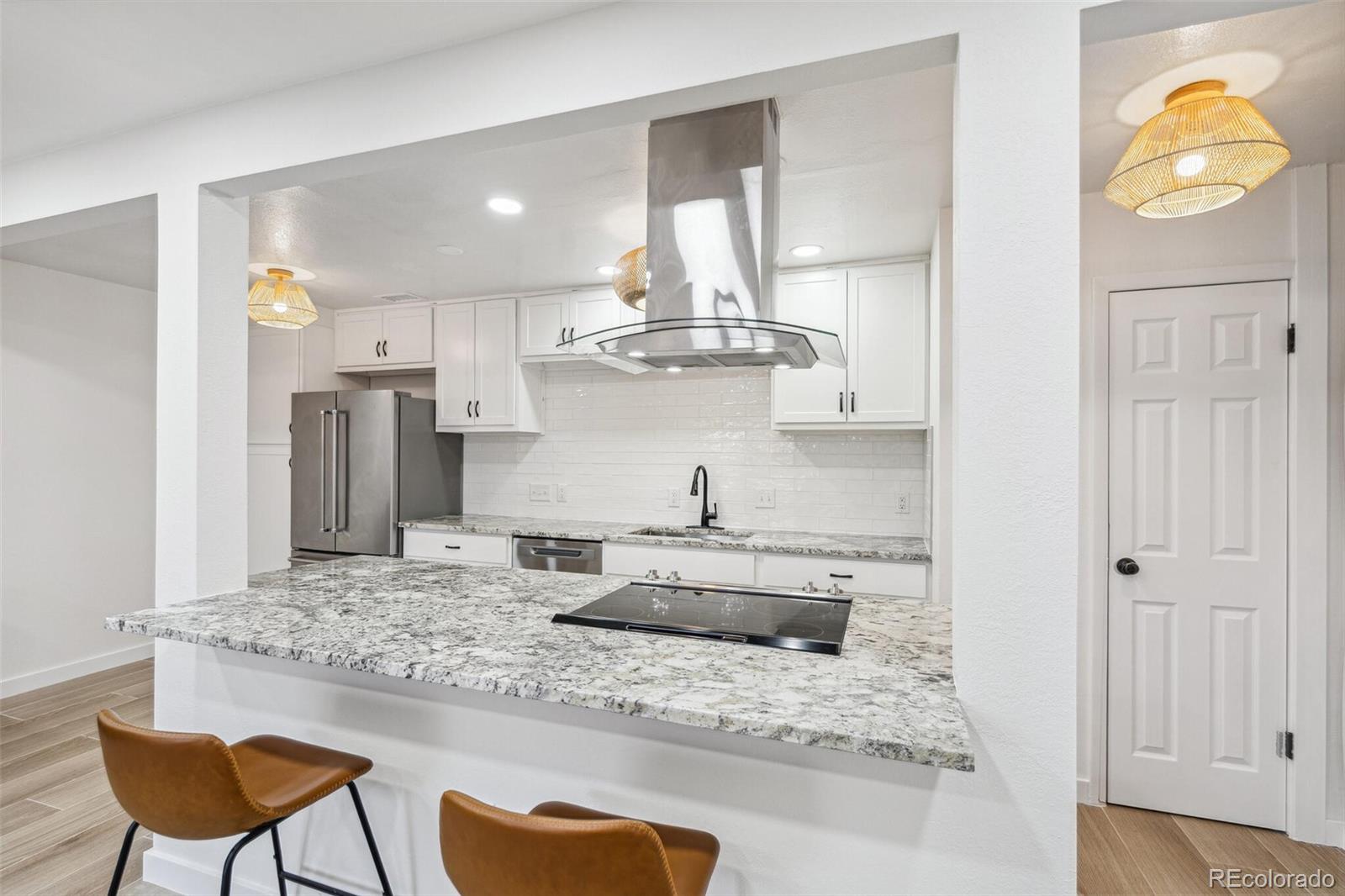 MLS Image #9 for 7995 e mississippi avenue,denver, Colorado