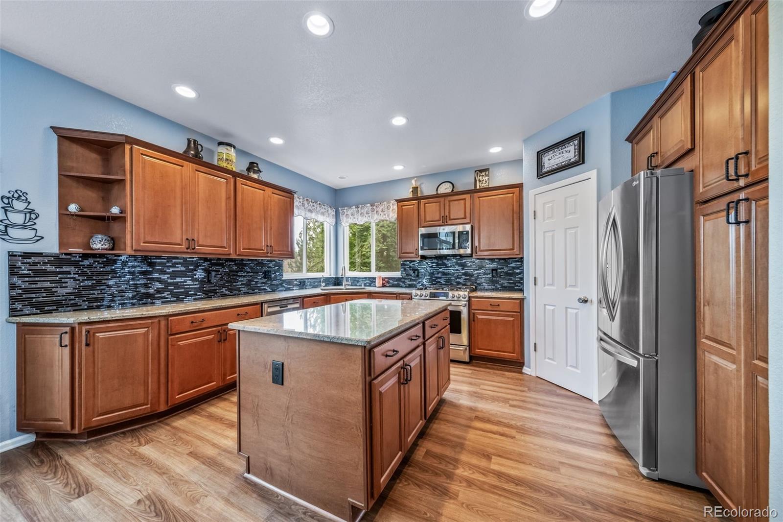 MLS Image #6 for 9928  sylvestor road,highlands ranch, Colorado