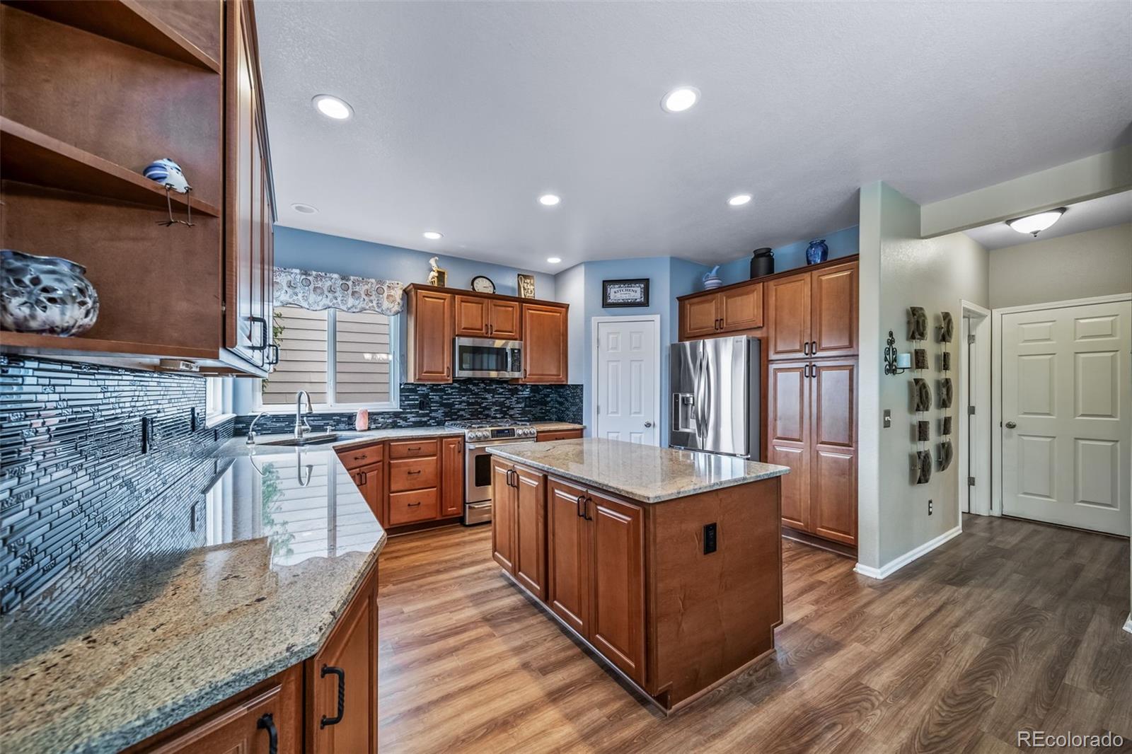 MLS Image #8 for 9928  sylvestor road,highlands ranch, Colorado