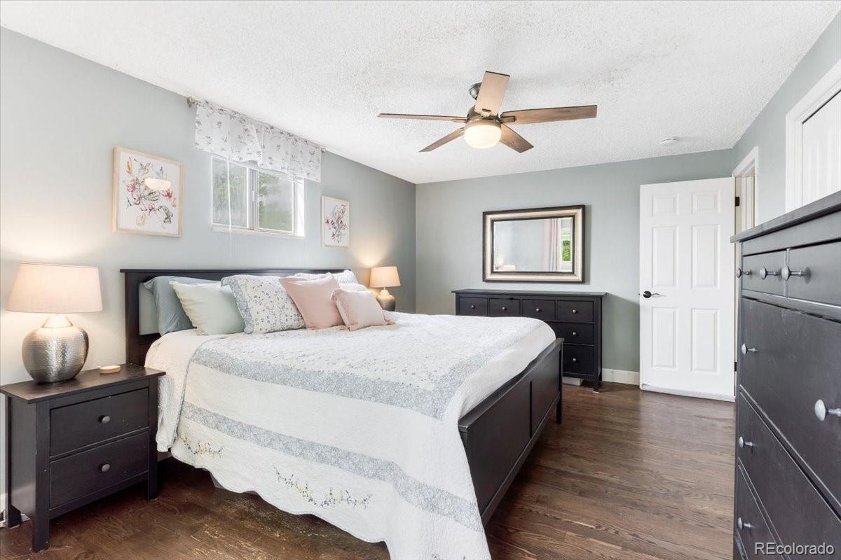 MLS Image #18 for 915  mercury circle,littleton, Colorado
