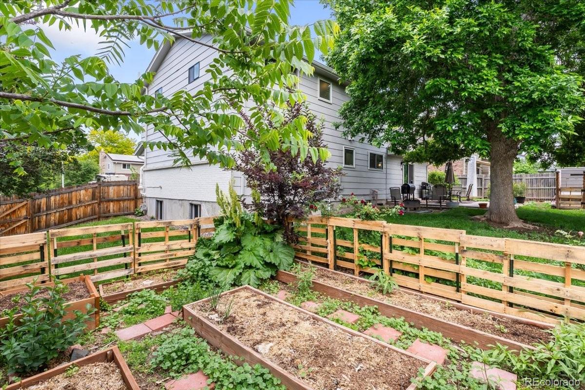 MLS Image #27 for 915  mercury circle,littleton, Colorado