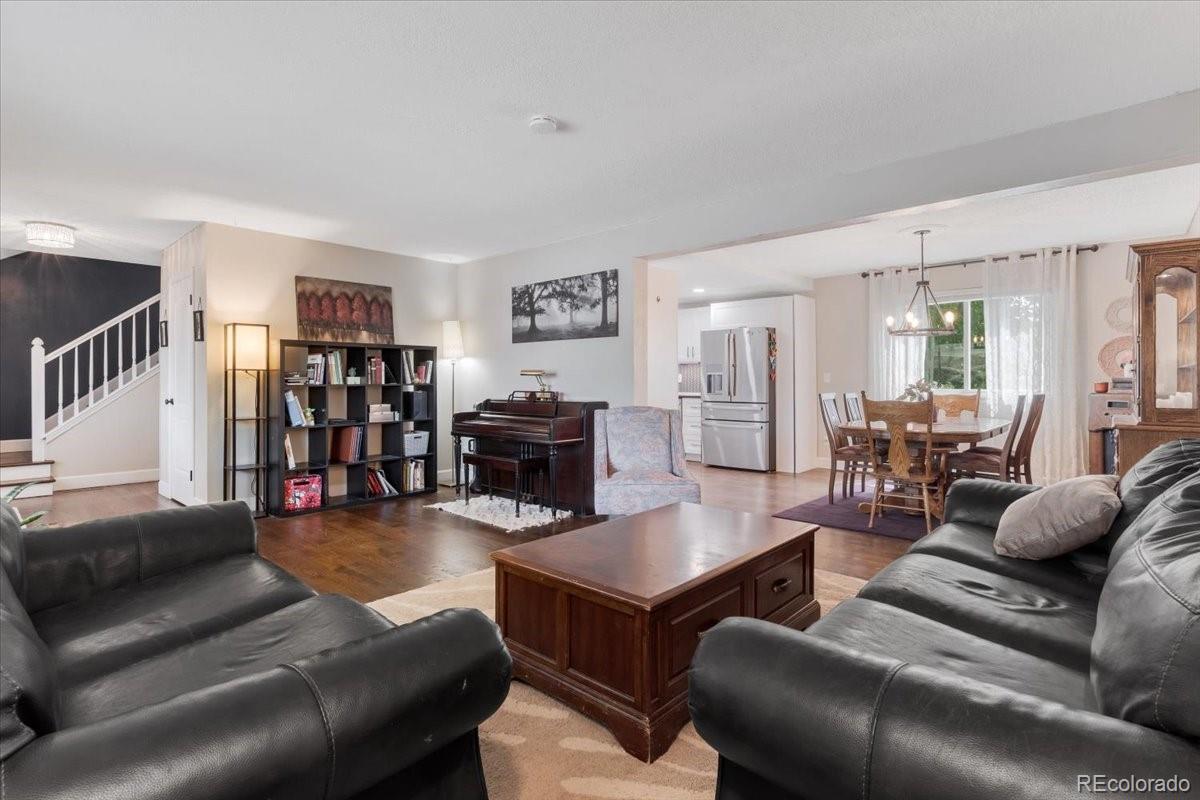 MLS Image #7 for 915  mercury circle,littleton, Colorado