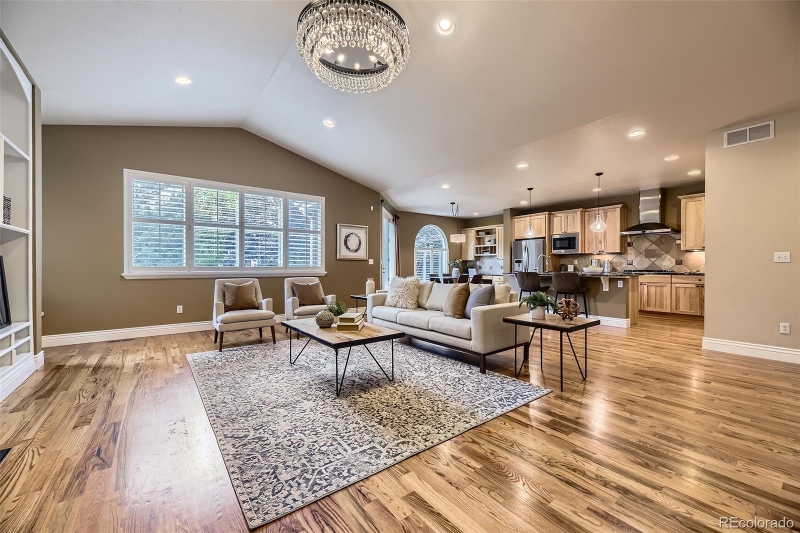 MLS Image #10 for 940  kearney street,denver, Colorado